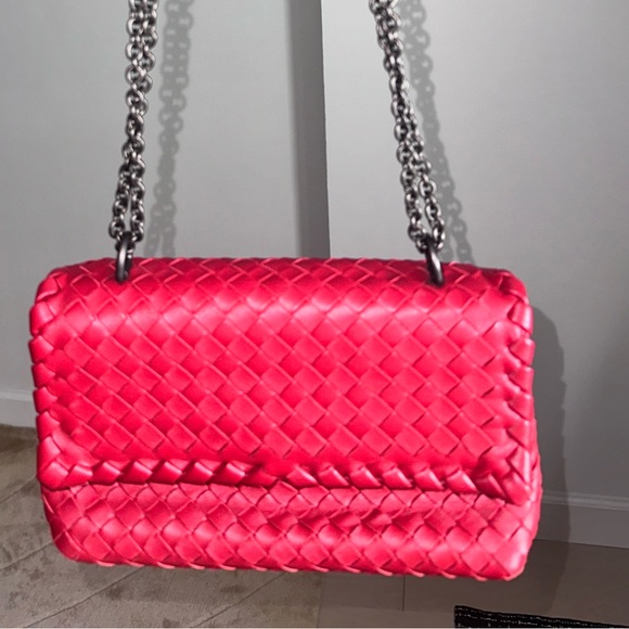 Bottega Veneta red Leather Chain Shoulder Bag with Mirror - Picture 7 of 8